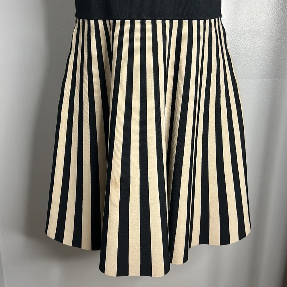 Guess Tan and Black Sleeveless Dress - Picture 4 of 7